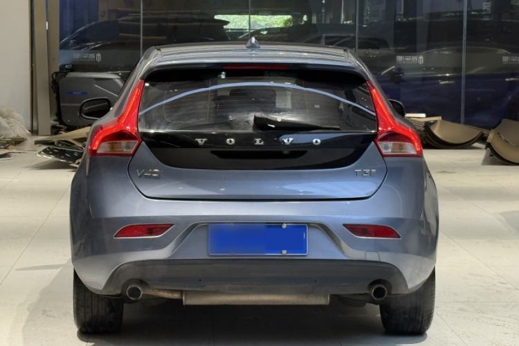 Used Volvo V40 2017 T3 Zhiyi Edition Exterior 6
