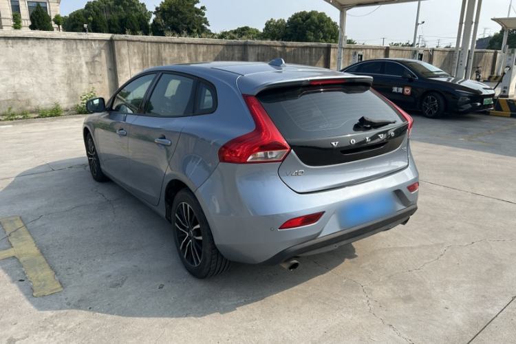 Used Volvo V40 2017 T3 Zhiyi Edition Exterior 7