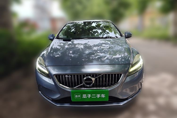 Used Volvo V40 2017 T3 Zhiya Edition Front
