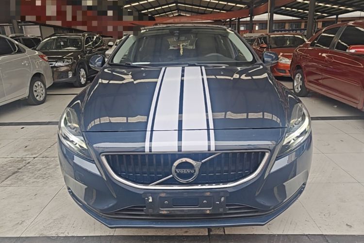Used Volvo V40 2017 T3 Zhiyi Edition Front
