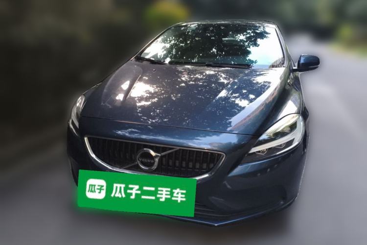 Used Volvo V40 2017 T3 Zhiyi Edition Front