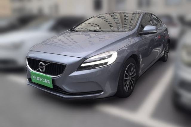 Used Volvo V40 2017 T3 Zhiyi Edition