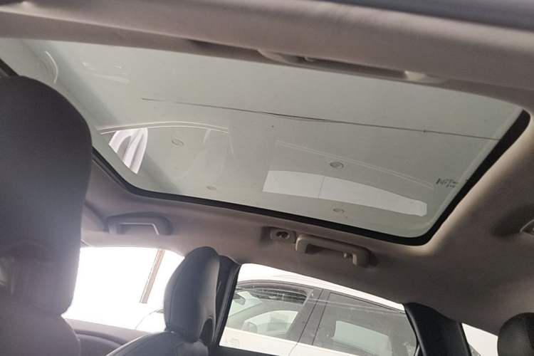 Used Volvo V40 2017 T3 Smart Edition Headliner