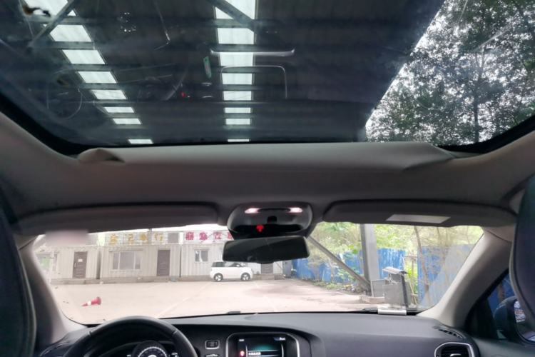 Used Volvo V40 2017 T3 Zhiyi Edition Headliner