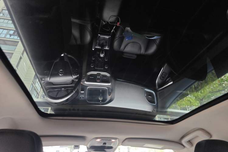 Used Volvo V40 2017 T3 Zhiyi Edition Headliner