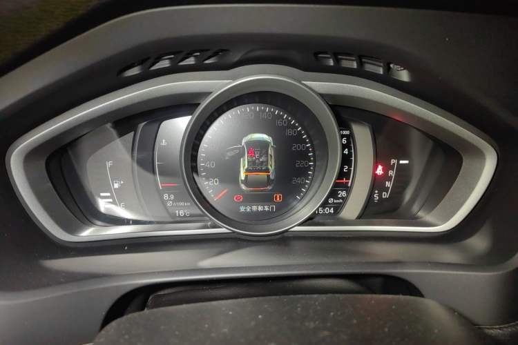 Used Volvo V40 2017 T3 Zhiya Edition Instrument Cluster