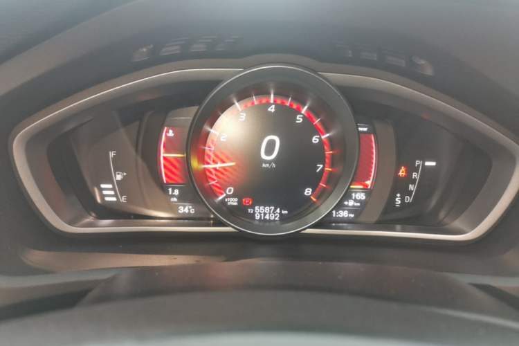Used Volvo V40 2017 T3 Zhiyi Edition Instrument Cluster