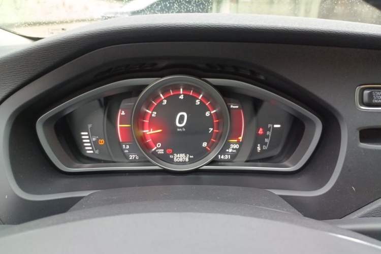 Used Volvo V40 2017 T3 Zhiya Edition Instrument Cluster