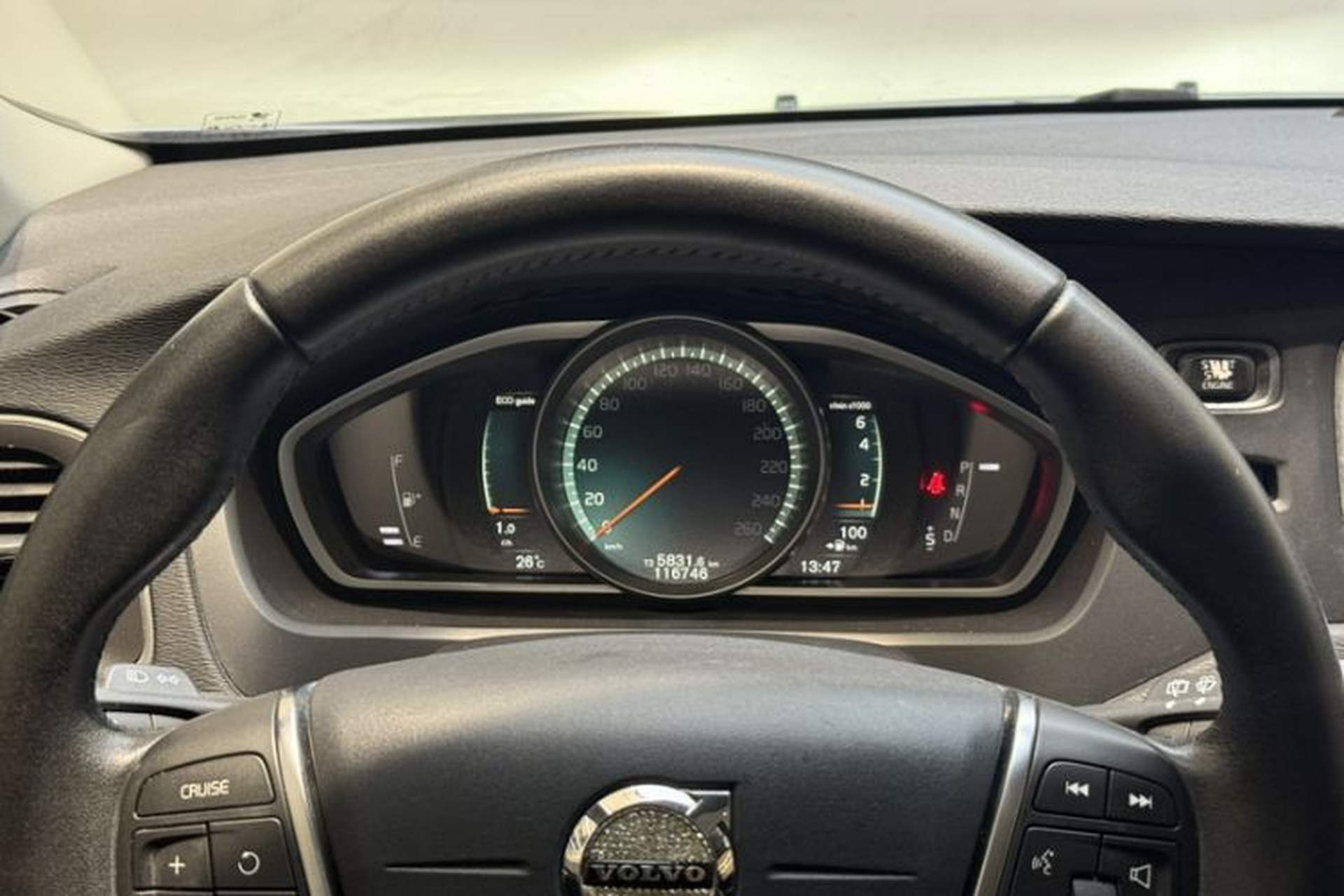 Used Volvo V40 2017 T3 Zhiyi Edition Interior 4
