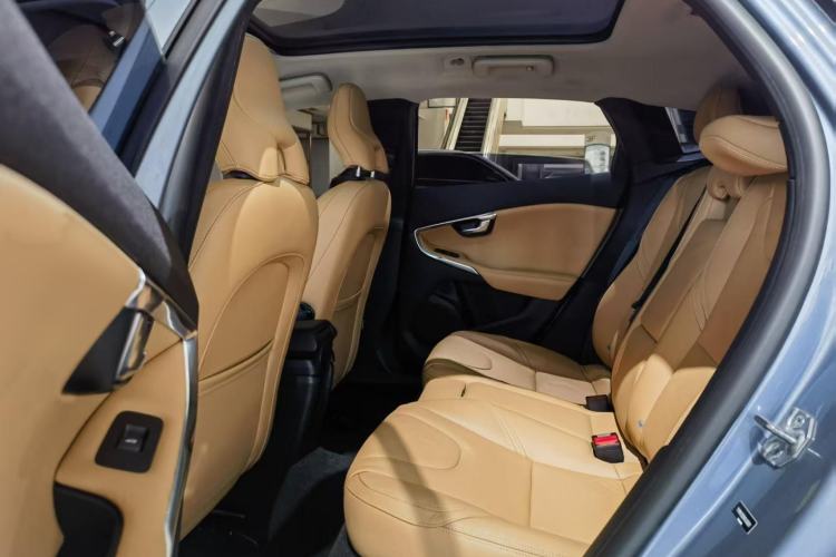 Used Volvo V40 2017 T3 Zhiyi Edition Interior 8