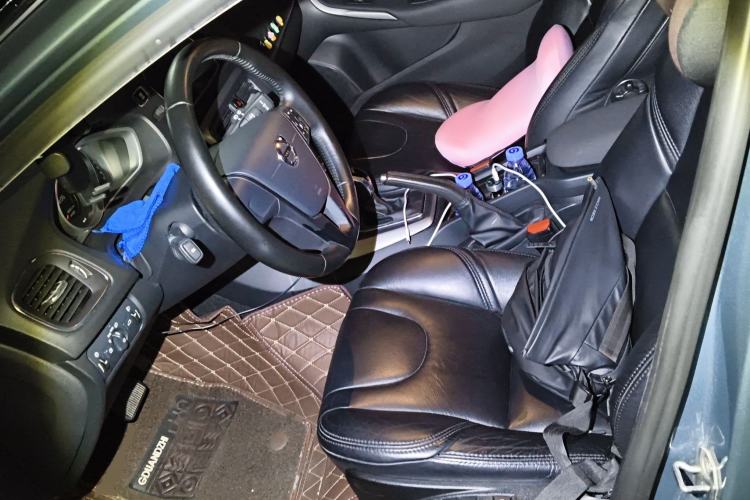 Used Volvo V40 2017 T3 Smart Edition Left Front Seat