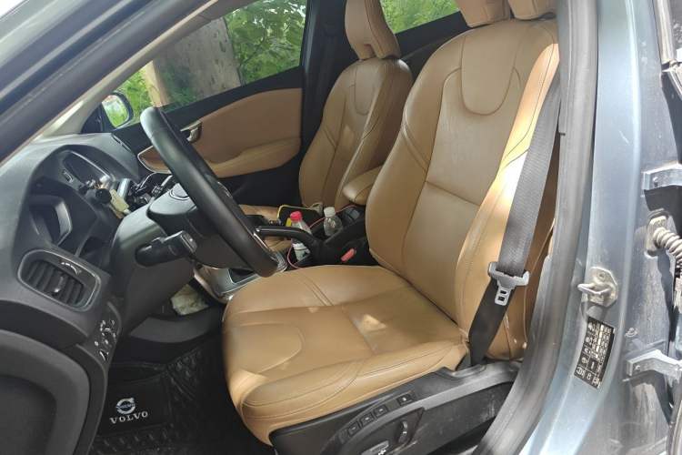 Used Volvo V40 2017 T3 Zhiya Edition Left Front Seat