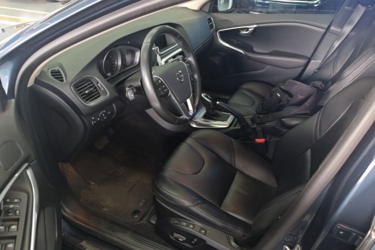 Used Volvo V40 2017 T3 Zhiya Edition Left Front Seat
