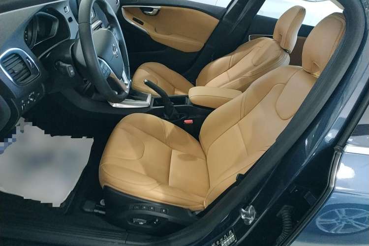 Used Volvo V40 2017 T3 Zhiya Edition Left Front Seat