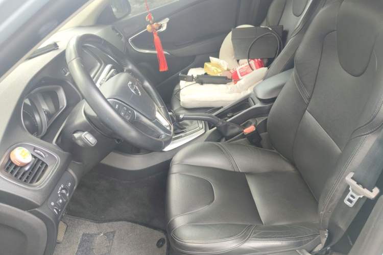 Used Volvo V40 2017 T3 Zhiyi Edition Left Front Seat