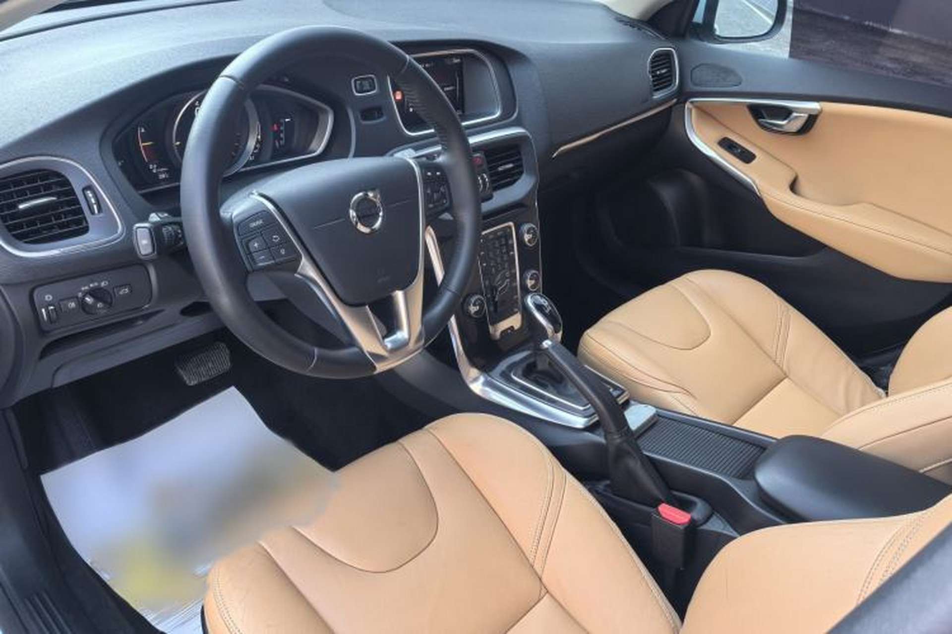 Used Volvo V40 2017 T3 Zhiyi Edition Left Front Seat