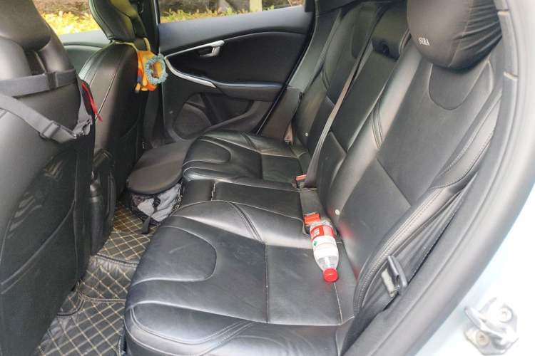 Used Volvo V40 2017 T3 Zhiyi Edition Left Rear Seat