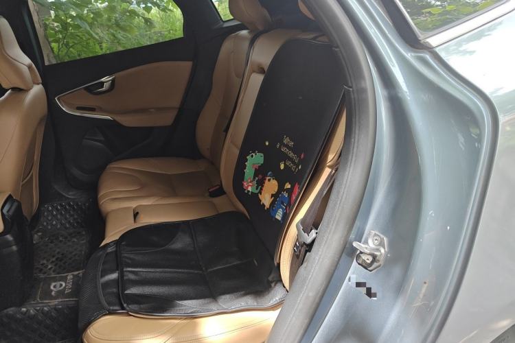 Used Volvo V40 2017 T3 Zhiya Edition Left Rear Seat