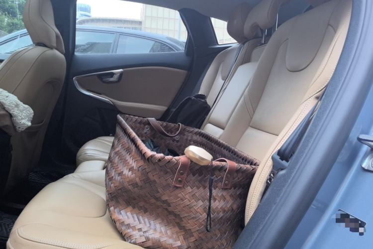 Used Volvo V40 2017 T3 Zhiyi Edition Left Rear Seat