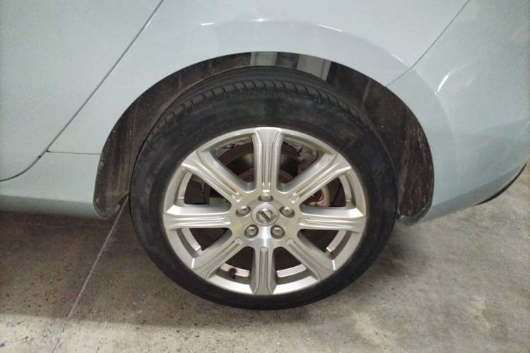 Used Volvo V40 2017 T3 Zhiya Edition Left Rear Wheel Hub