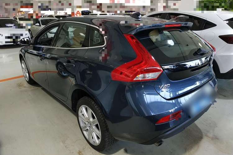 Used Volvo V40 2017 T3 Zhiya Edition Left Side