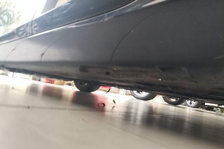 Used Volvo V40 2017 T3 Smart Edition Left Side Sill