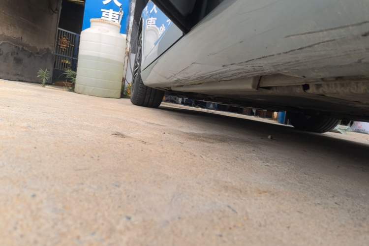 Used Volvo V40 2017 T3 Zhiyi Edition Left Side Sill
