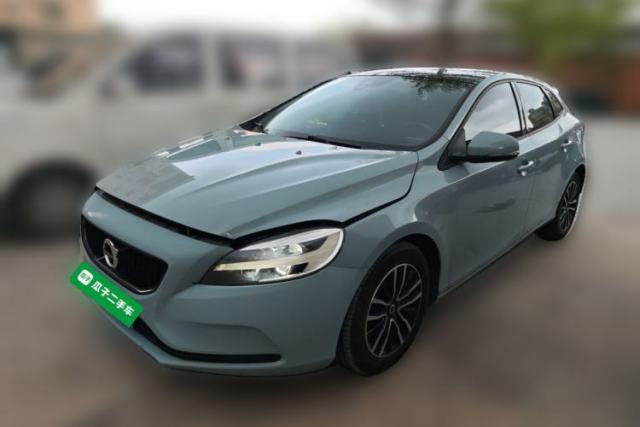 Used Volvo V40 2017 T3 Zhiyi Edition