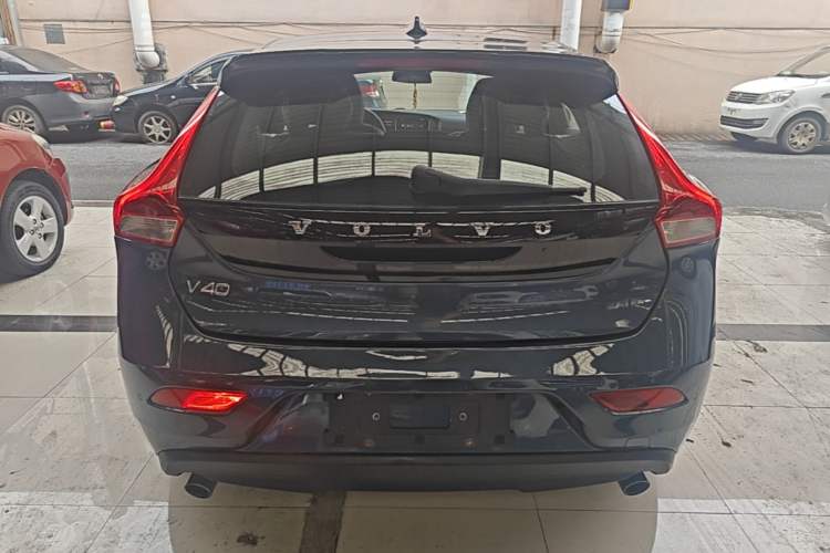 Used Volvo V40 2017 T3 Zhiyi Edition Rear