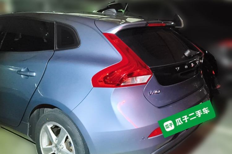 Used Volvo V40 2017 T3 Smart Edition Rear Left 45 Deg