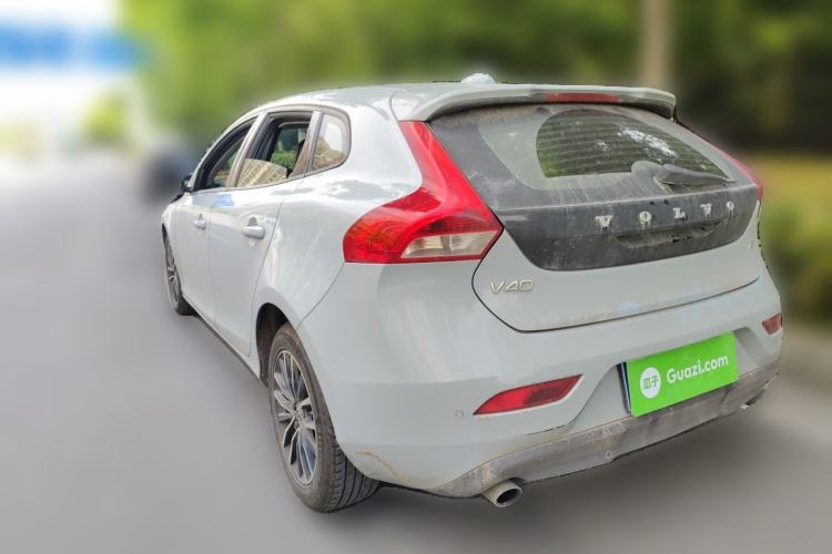 Used Volvo V40 2017 T3 Zhiyi Edition Rear Left 45 Deg