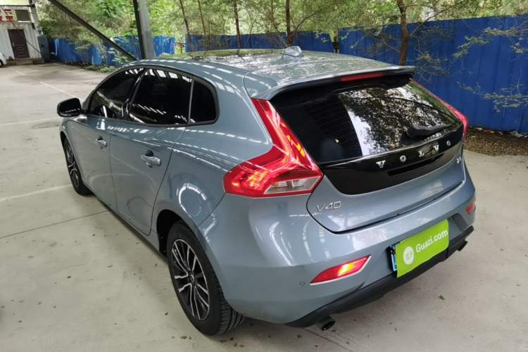 Used Volvo V40 2017 T3 Zhiyi Edition Rear Left 45 Deg