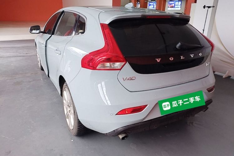Used Volvo V40 2017 T3 Zhiya Edition Rear Left 45 Deg