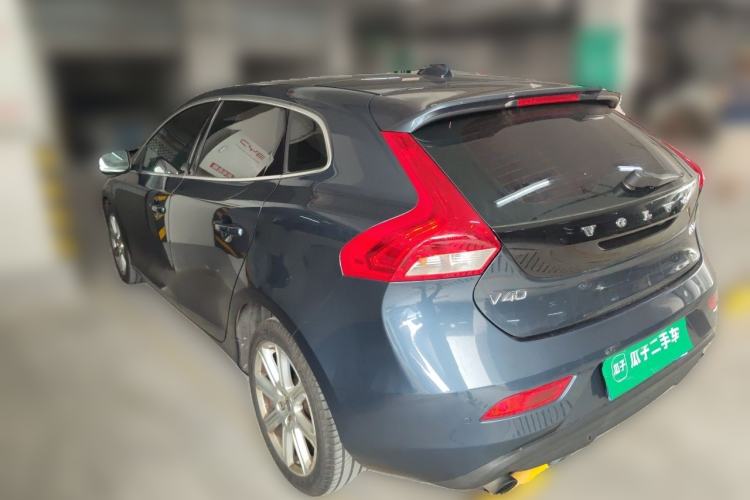 Used Volvo V40 2017 T3 Zhiya Edition Rear Left 45 Deg