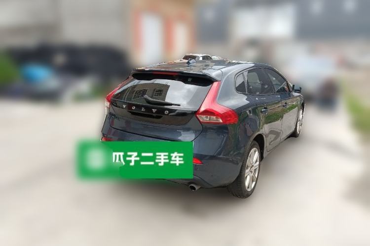 Used Volvo V40 2017 T3 Zhiya Edition Rear Right 45 Deg