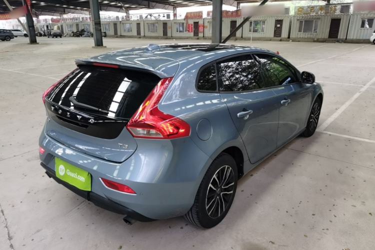 Used Volvo V40 2017 T3 Zhiyi Edition Rear Right 45 Deg