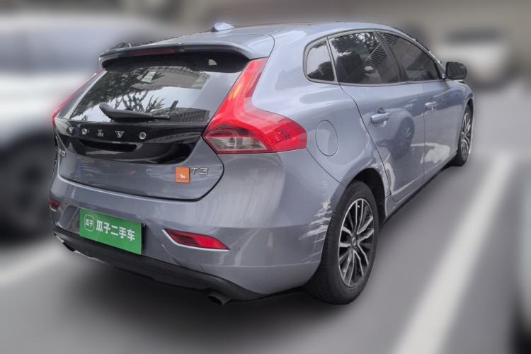 Used Volvo V40 2017 T3 Zhiyi Edition Rear Right 45 Deg