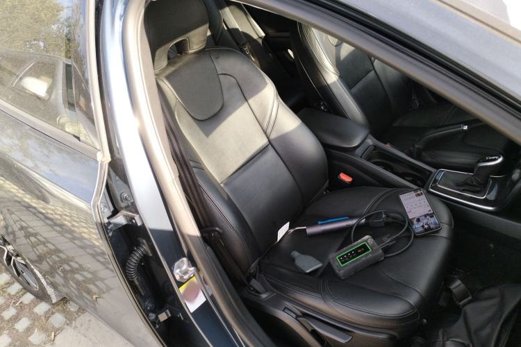 Used Volvo V40 2017 T3 Zhiyi Edition Right Front Seat