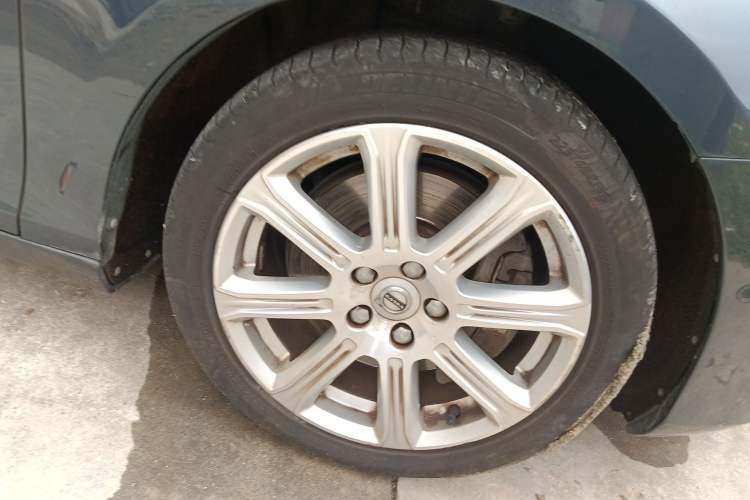 Used Volvo V40 2017 T3 Zhiya Edition Right Front Wheel Hub