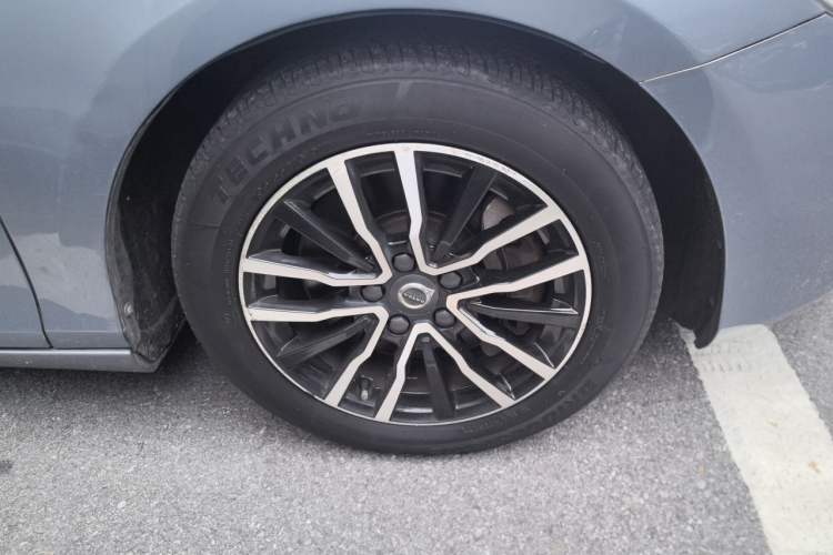 Used Volvo V40 2017 T3 Zhiyi Edition Right Front Wheel Hub