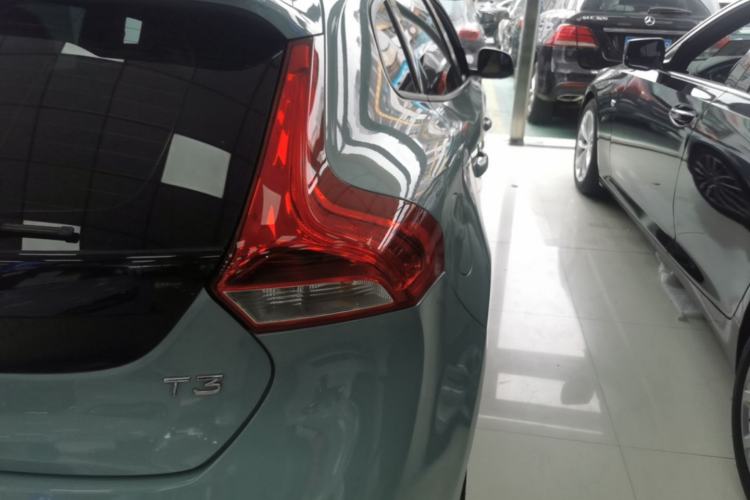 Used Volvo V40 2017 T3 Zhiyi Edition Right Rear Taillight