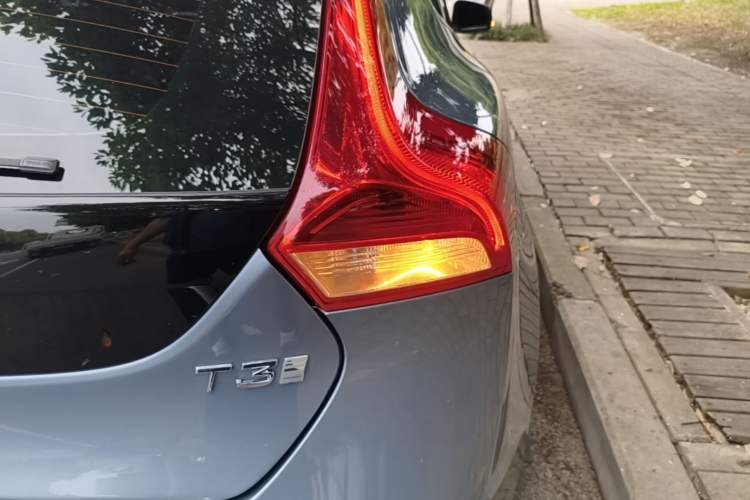 Used Volvo V40 2017 T3 Zhiya Edition Right Rear Taillight