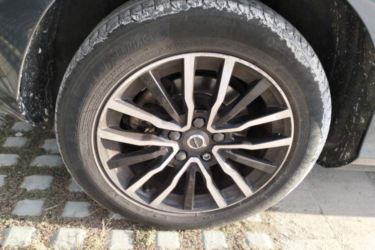 Used Volvo V40 2017 T3 Zhiyi Edition Right Rear Wheel Hub