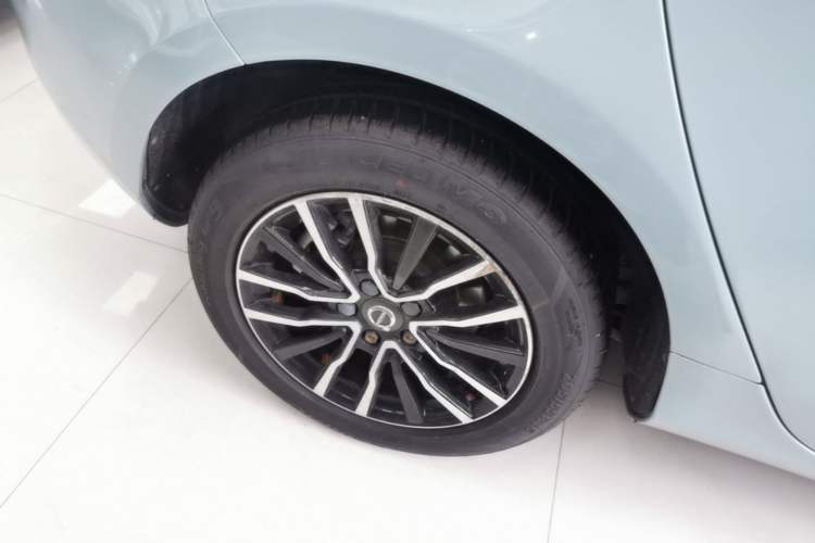 Used Volvo V40 2017 T3 Zhiyi Edition Right Rear Wheel Hub