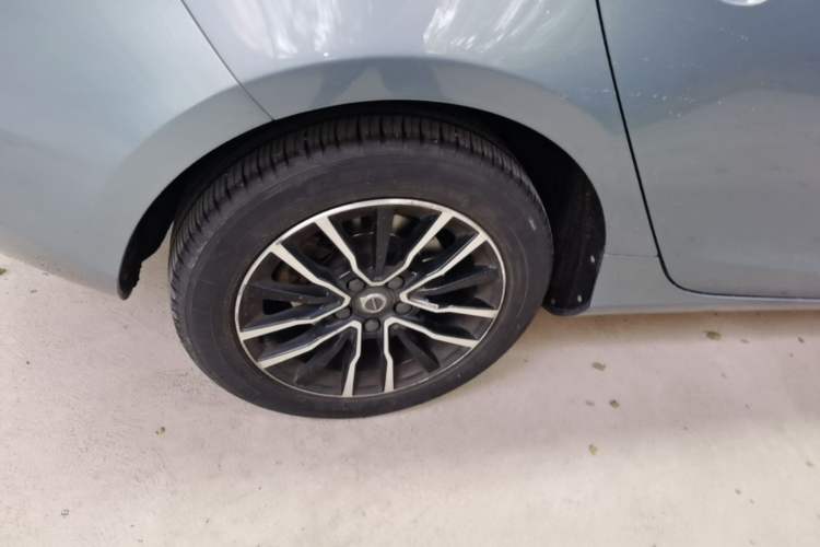 Used Volvo V40 2017 T3 Zhiyi Edition Right Rear Wheel Hub