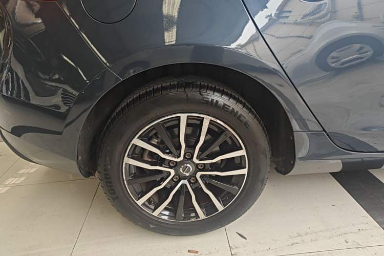 Used Volvo V40 2017 T3 Zhiyi Edition Right Rear Wheel Hub