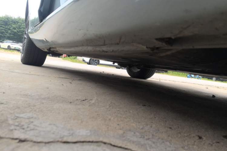 Used Volvo V40 2017 T3 Zhiyi Edition Right Side Sill