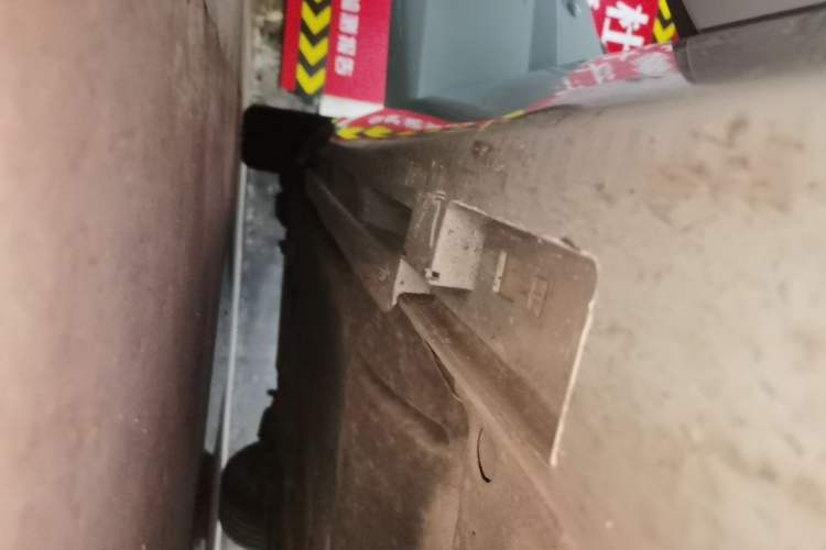 Used Volvo V40 2017 T3 Zhiyi Edition Right Side Sill