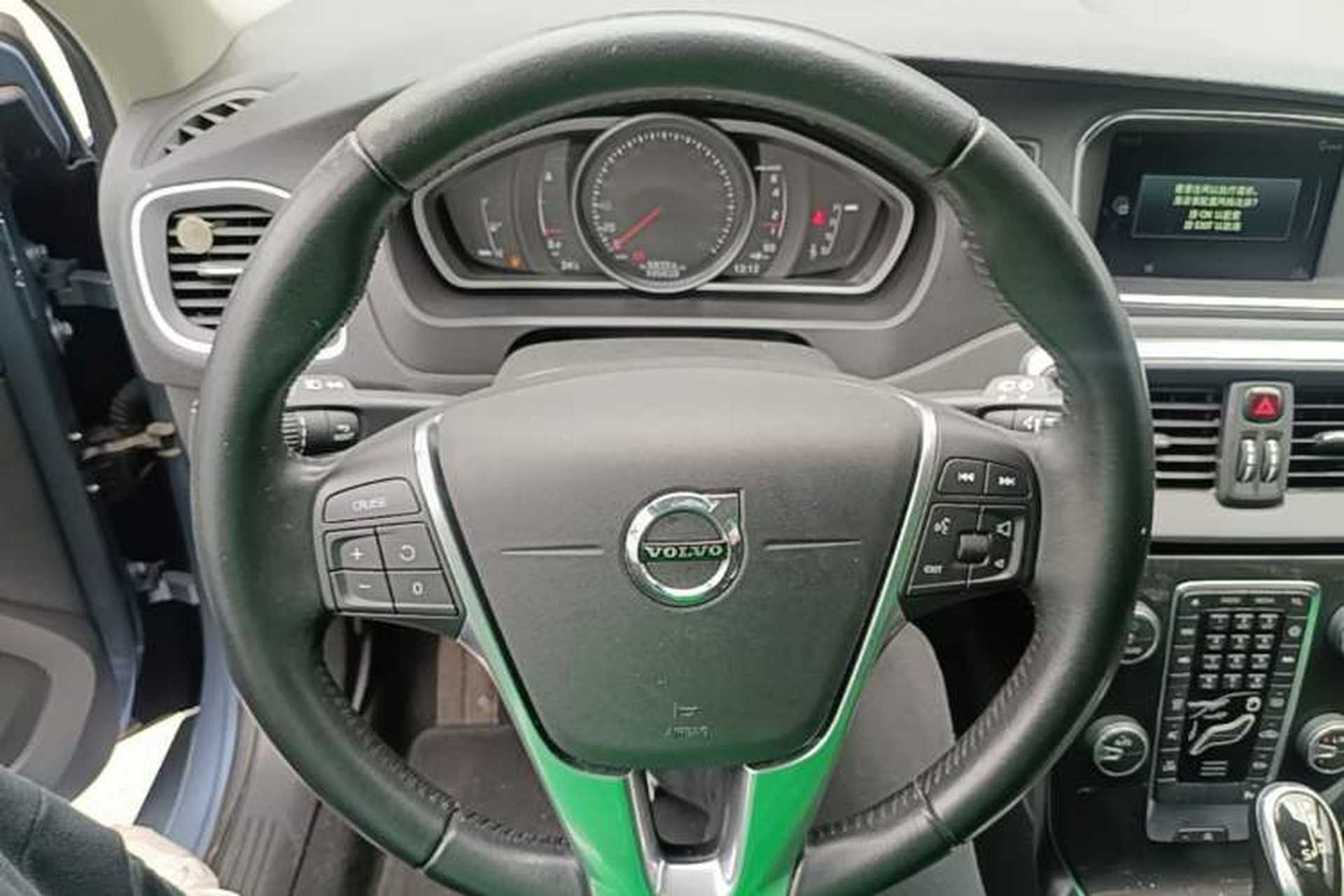 Used Volvo V40 2017 T3 Zhiyi Edition Steering Wheel