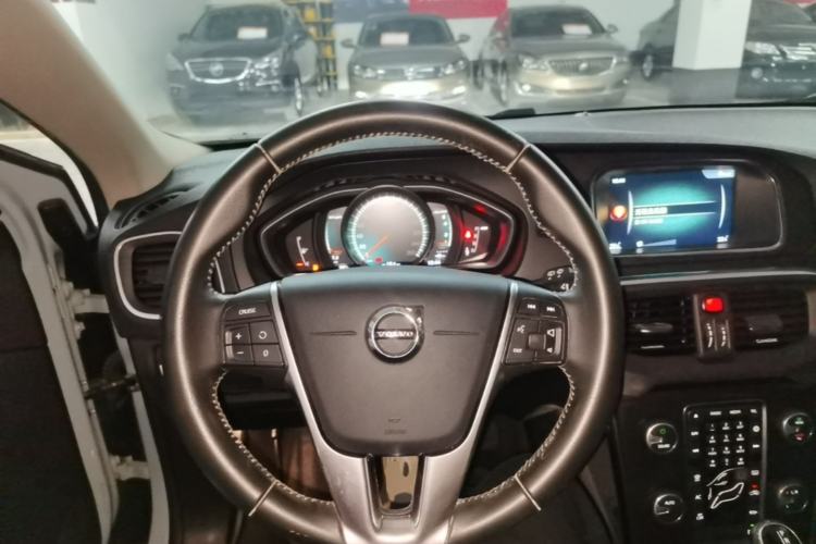 Used Volvo V40 2017 T3 Zhiyi Edition Steering Wheel